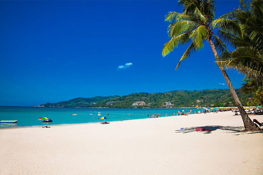 Phuket est une attraction incontournable lors d'un voyage Thailande-Cambodge