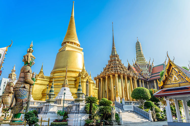Wat Phra Kaew à Bangkok est le temple le plus sacré de la Thailande