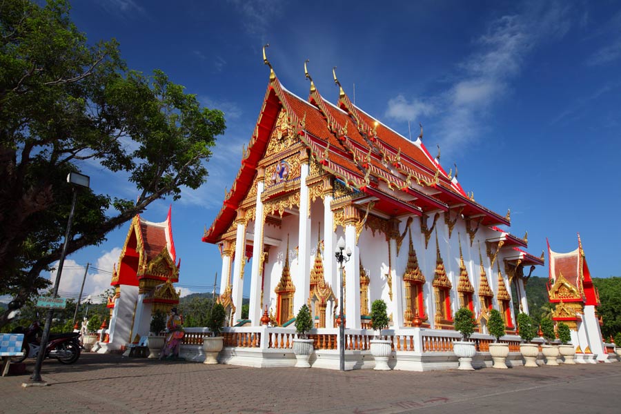Les couleurs uniques du Wat Chalong