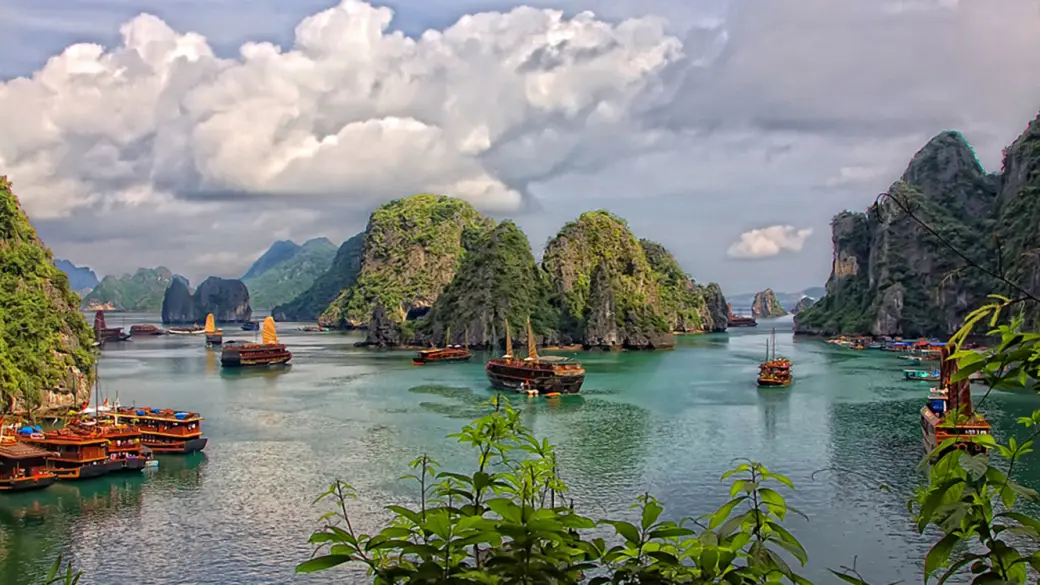 Hanoi - Croisière à la baie d' Halong