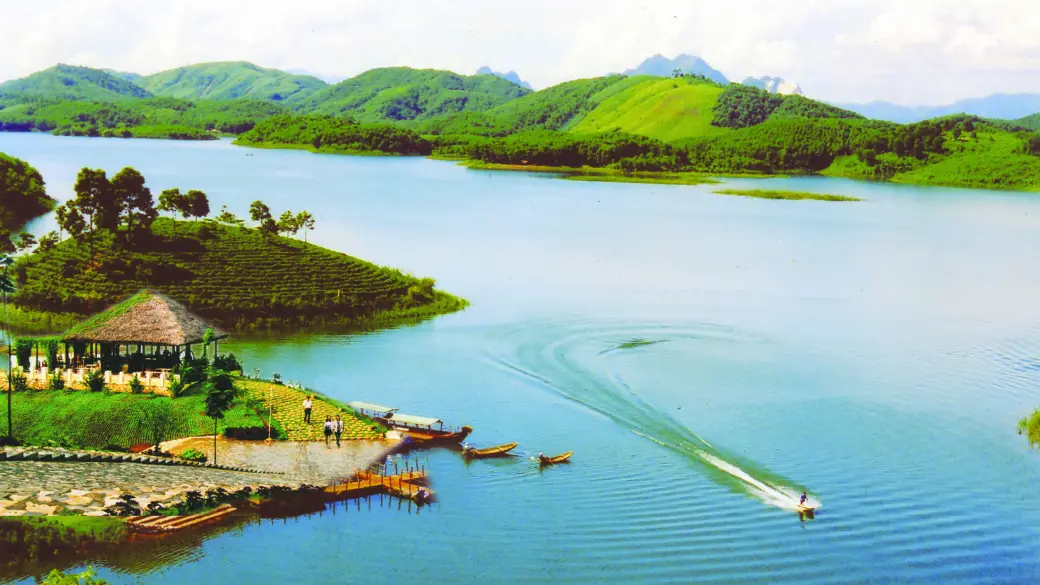Hanoi – Thac Ba
