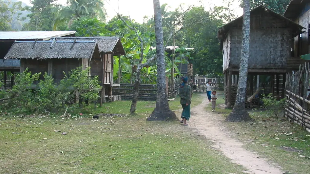 Houey Say – Pakbeng