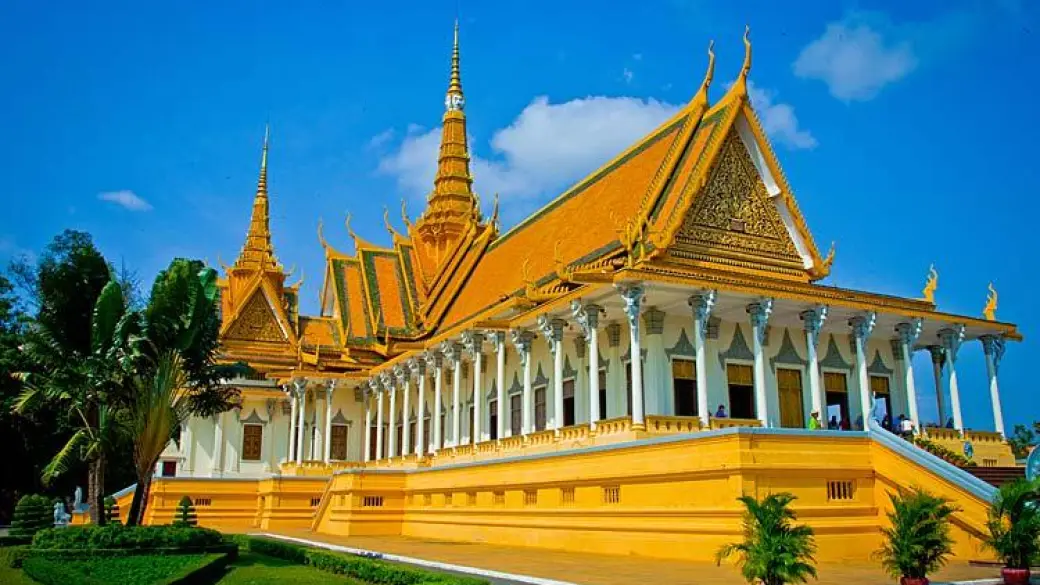 Arrivée à Phnom Penh