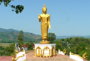 Luangnamtha - Udomxay (B, L, D)