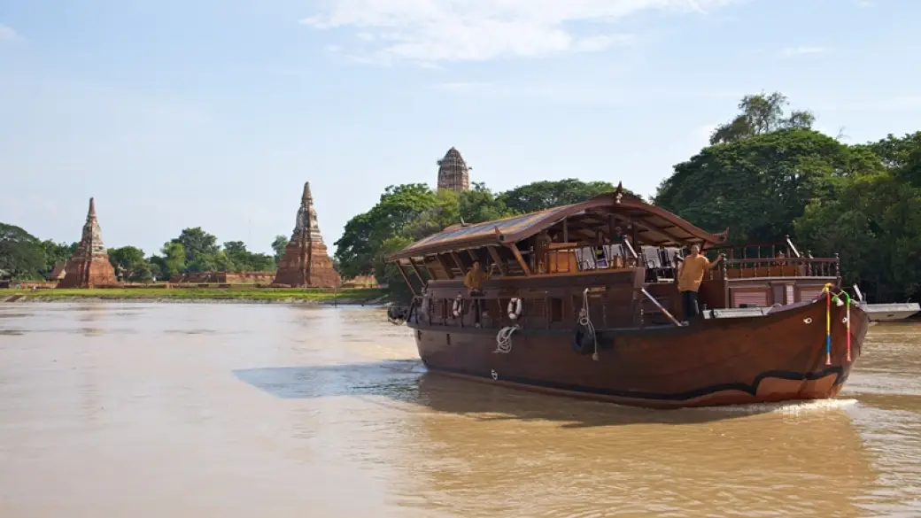 Nakhon Phanom - Mukdahan - Khong Jiam Transfert privé avec guide francophone