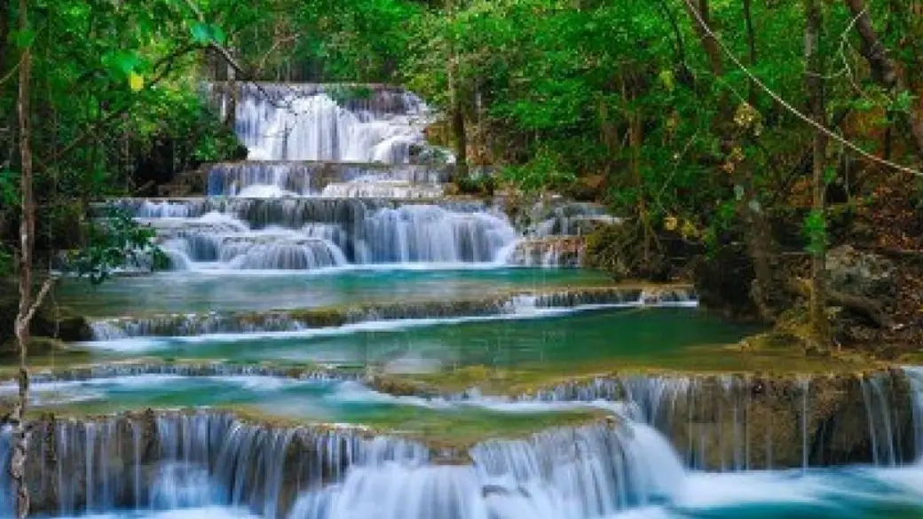 Kanchanaburi – Chute d’Erawan – Sai Yok Noi