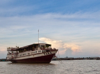 Phnom Penh au coucher du soleil