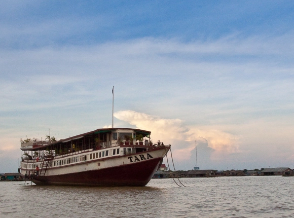 Phnom Penh au coucher du soleil