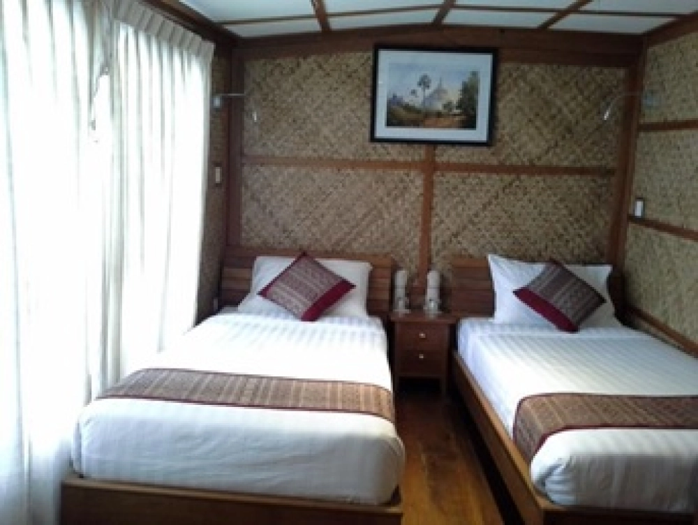 Toute la journée pour la croisière d'Ava à Bagan (B, L, D)