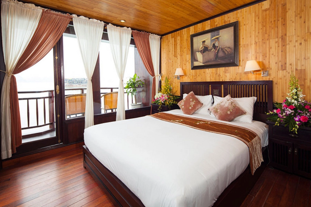Hanoi - Baie de Lan Ha ( L/D )