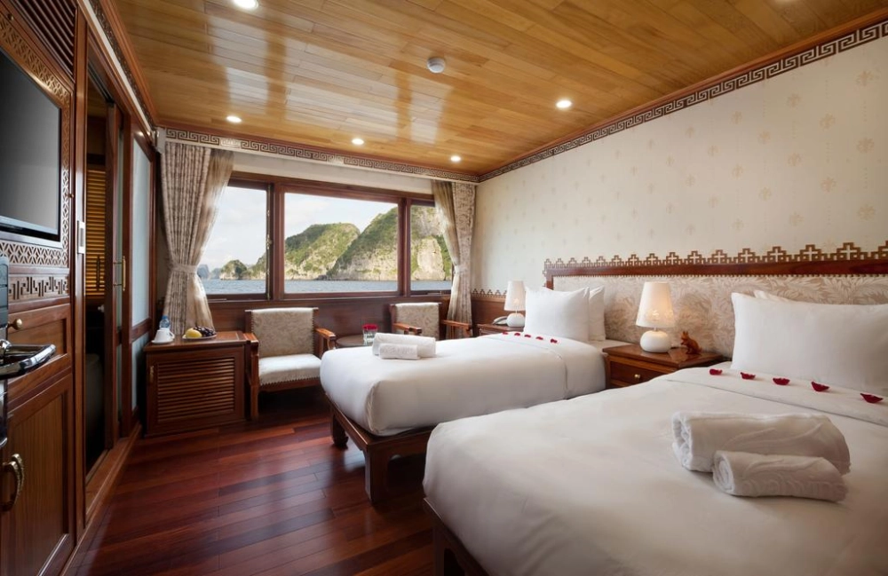 Baie d’Ha Long – Hanoi (B)
