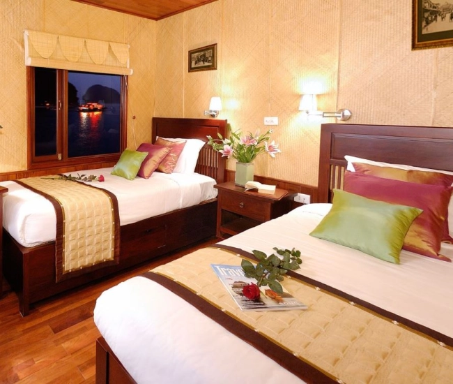Jonque Indochina Sails