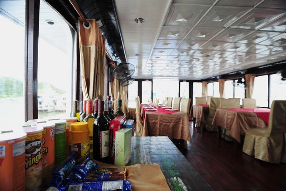 Ha Long - Hanoi (B, L)