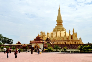 Luang Prabang - Vientiane (B)