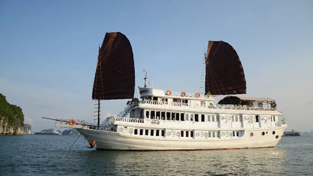 Ninh Binh - Croisière à la baie d'Halong Excursion collective avec guide anglophone