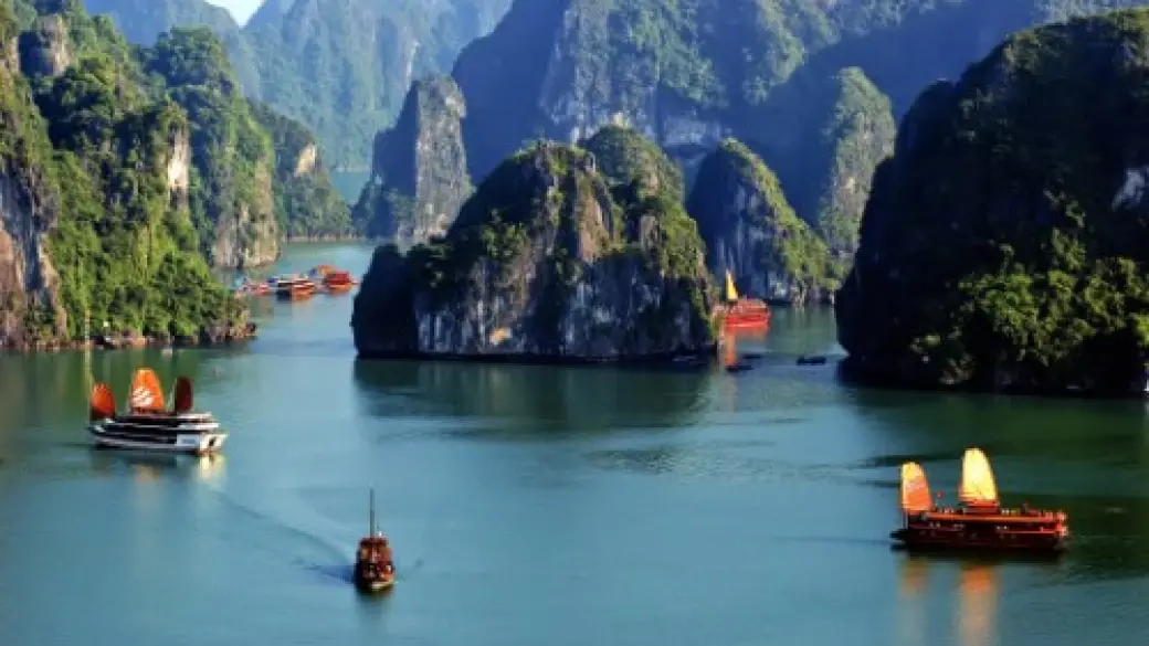 Hanoi – Baie d’Halong Excursion collectif avec guide anglophone