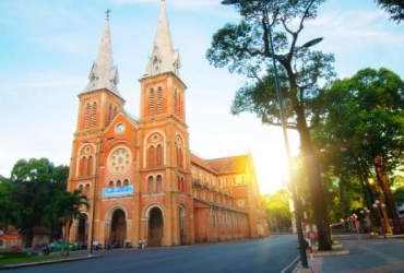 Hoi An – Da Nang – Vol pour Saigon (B/-/-)