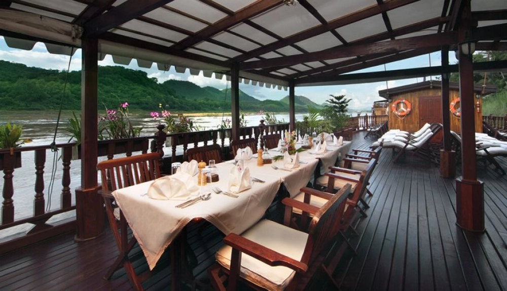 Luang Prabang – Muang Keo – Pak Ou (L, D) 