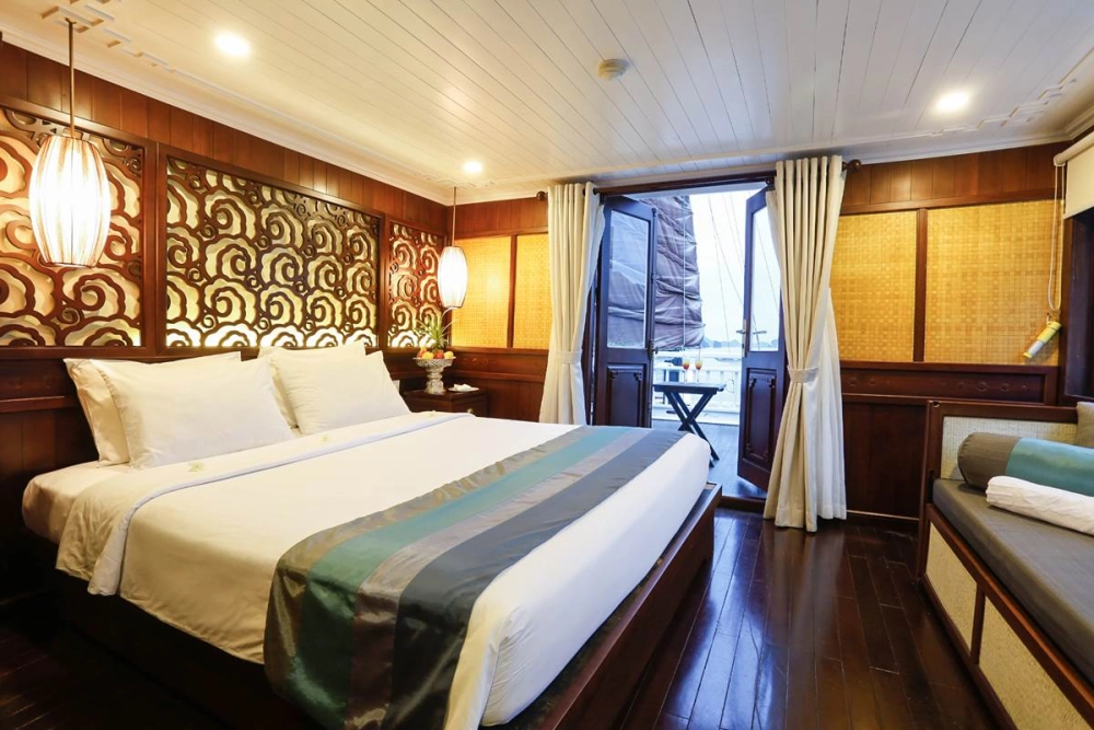Baie d’Ha Long– Hanoi (B)