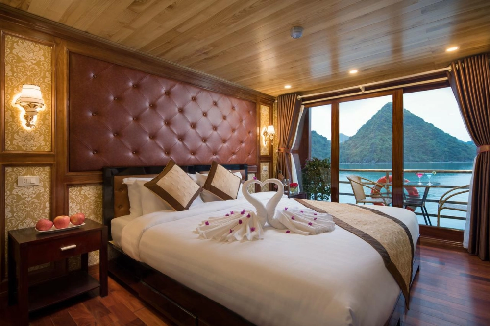Hanoi – Baie d’Halong (L/D)