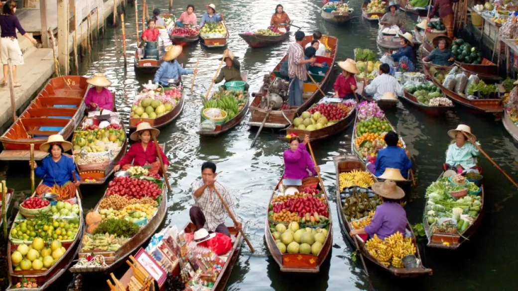Bangkok – Marché flottant de Damnoen Saduak – Kanchanaburi Guide