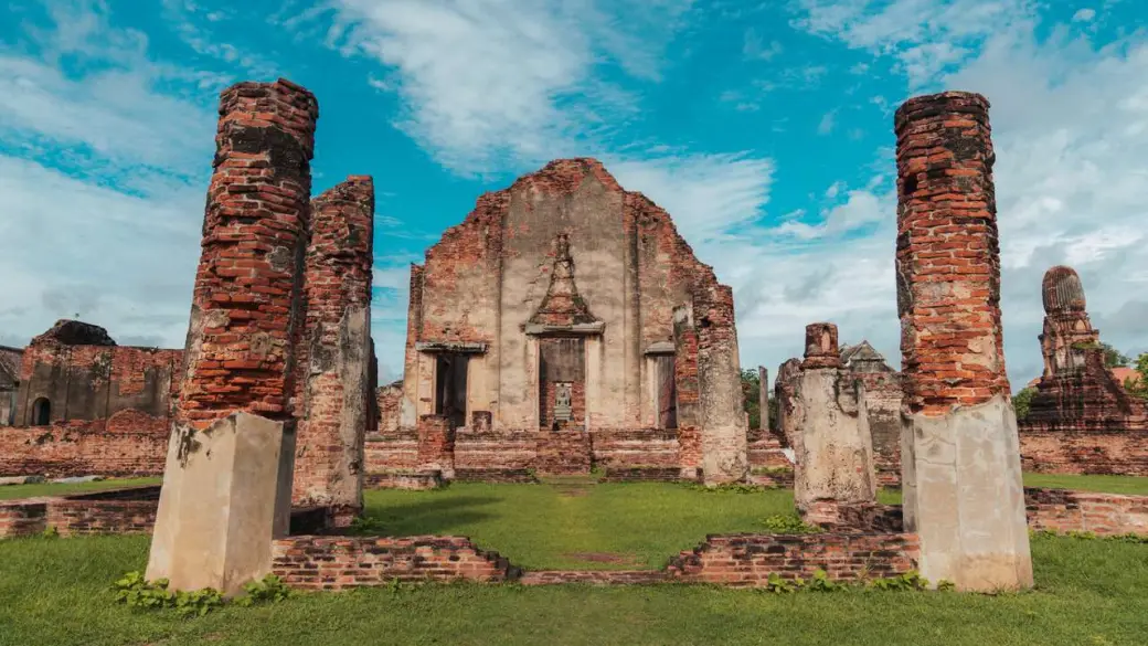 Ayutthaya – Lopburi – Uthai Thani – Sukhothai Guide