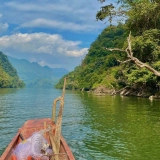 Excursion à Ba Be 3 jours : Nature, cascades et lacs