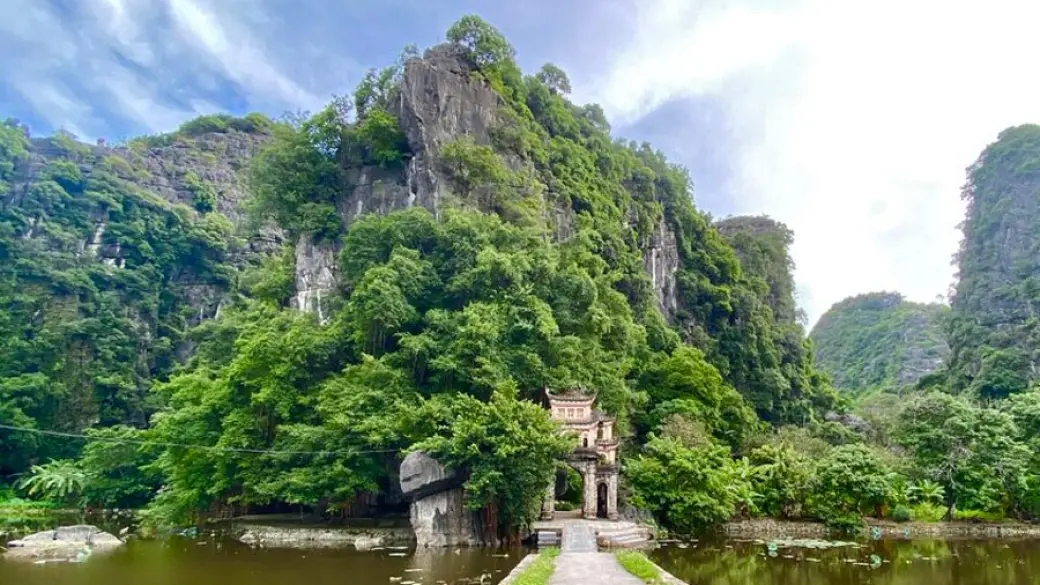 Hanoi – Hoa Lu – Tam Coc