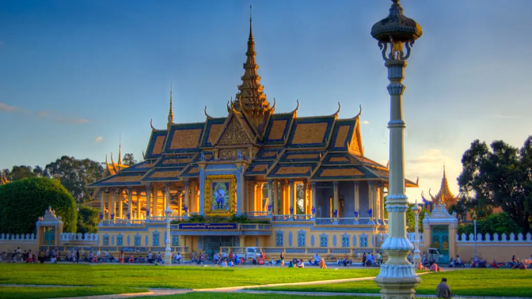 Phnom Penh – Départ