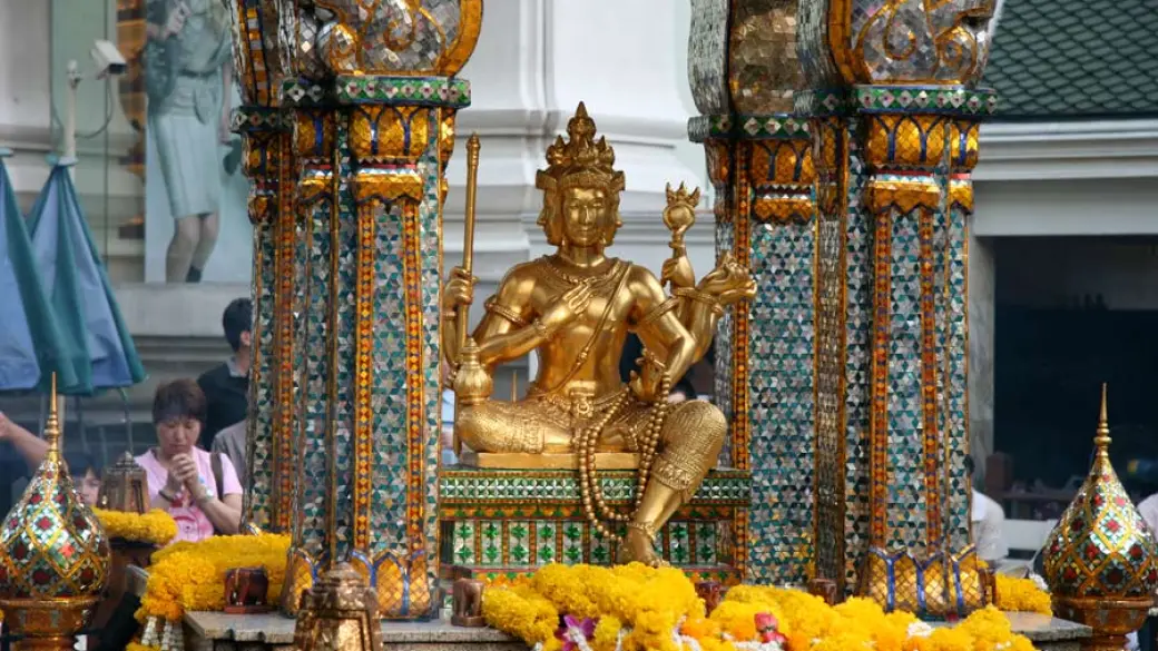 Kanchanaburi – Chutes d’Erawan – Ayutthaya