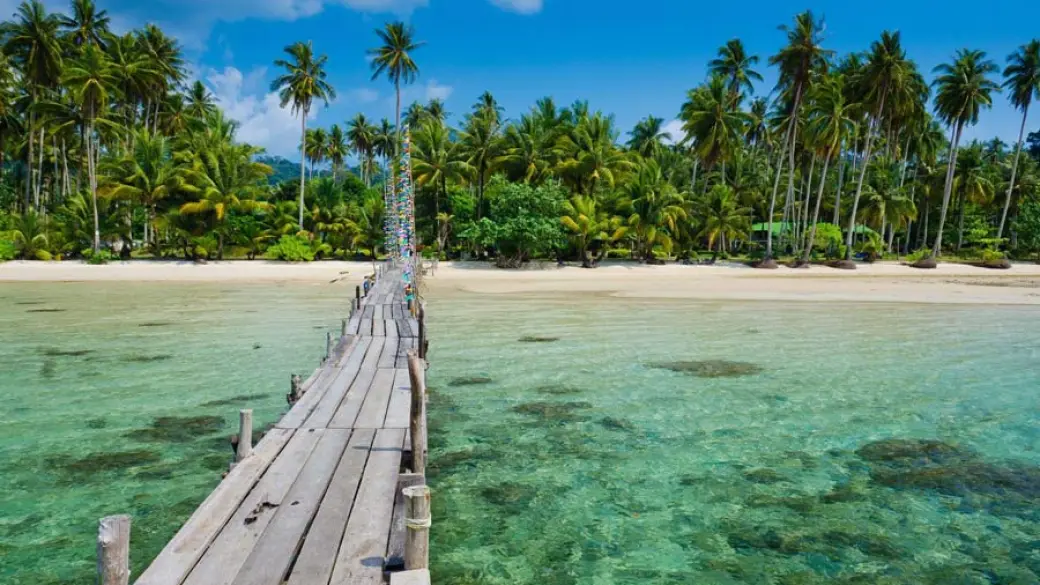 Bangkok – Vol pour Trat – Koh Kood (Sans repas)