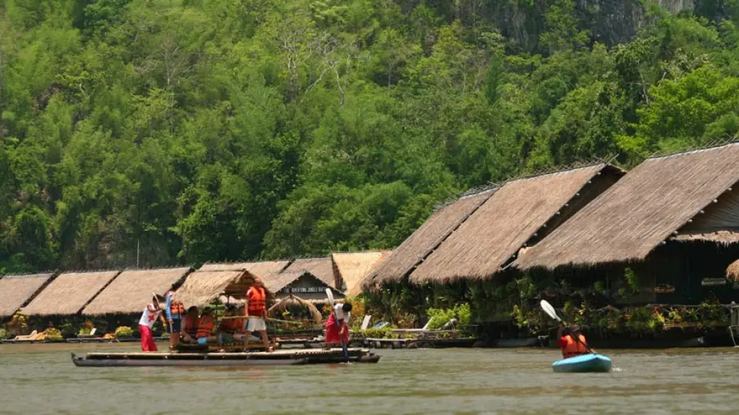 Kanchanaburi – Chutes d’Erawan – Kayak sur la rivière Kwai