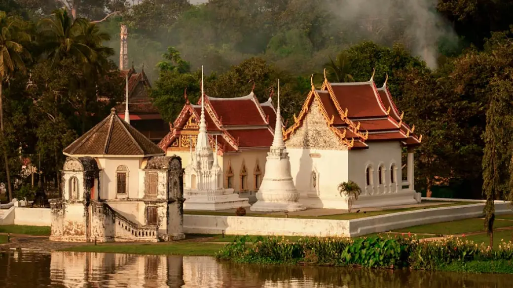 Uthai Thani – Sukhothai