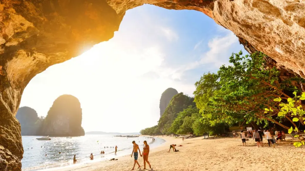 Koh Ngai – Krabi – Vol pour Bangkok