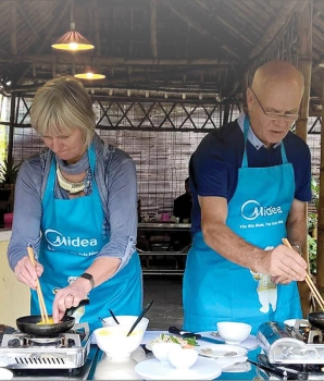 Un jour de la visite de Hué : Exploration la cuisine traditionnelle