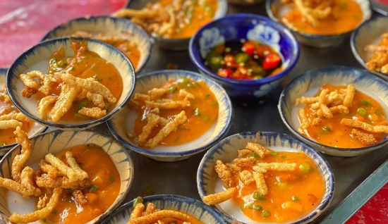 Circuit culinaire à Hoi An: Exploration gourmande de nuit à Hoi An