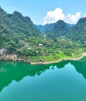 Court voyage à Cao Bang 2 jours: Camping sur la colline naturelle