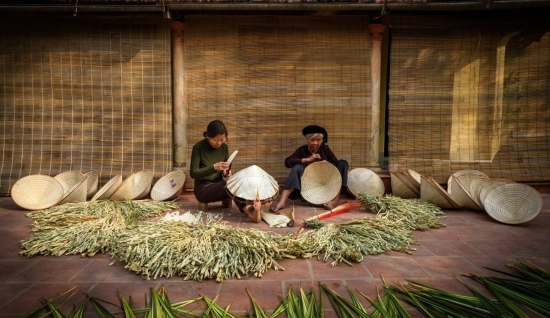 Excursion 1 jour à Hanoï : Village de l'encens et chapeau conique