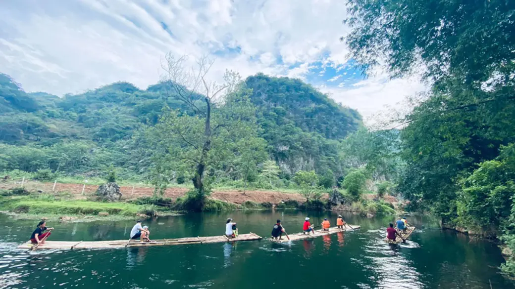 Mai Hich – Ninh Binh – Hang Mua - Tam Coc