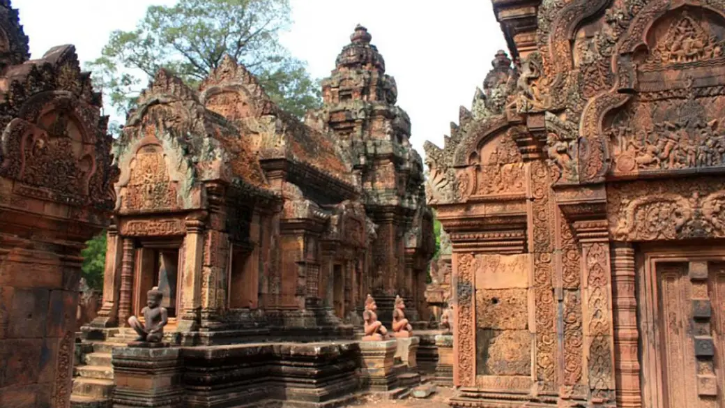 Siem Reap – Banteay Srei – Banteay Samre