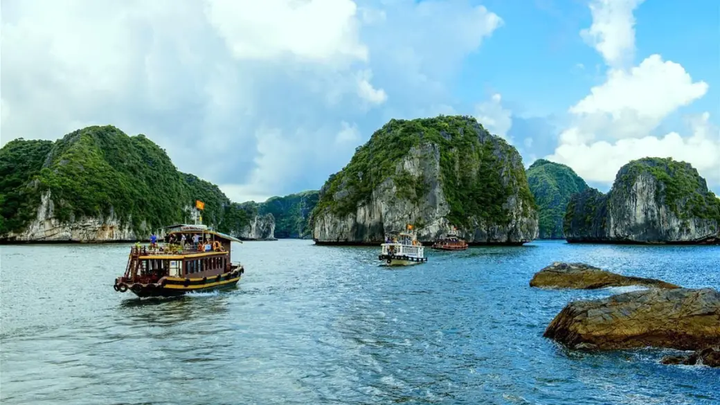 Hanoi - Haïphong – Ile De Cat Ba – Baie De Lan Ha