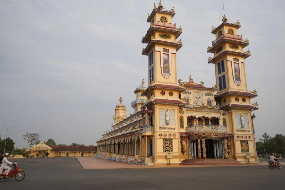 Chau Doc - Cu Lao Gieng (B, L, D)