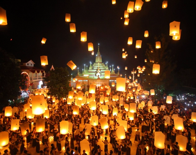 Vesak en Thaïlande : traditions bouddhistes et immersion spirituelle