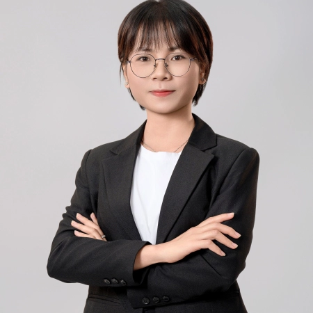 Anh Trinh  - Directrice Adjointe