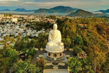 Da Nang - Nha Trang (B/-/-)