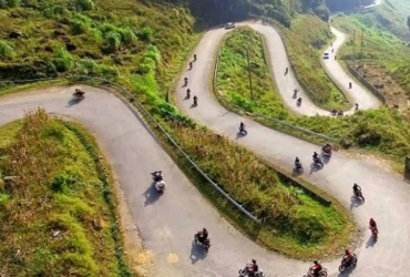 Dong Van – Col de Ma Pi Leng – Meo Vac (B/L/D)