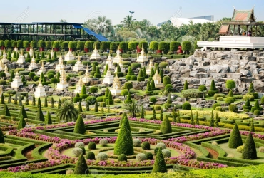 Bangkok – Village Nong Nooch – Khao Chee Chan – Pattaya