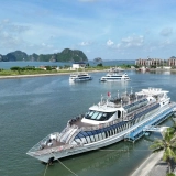 Croisière d’exception Ha Long – Lan Ha – Cat Ba 4 jours : Entre baies émeraude et jungle tropicale