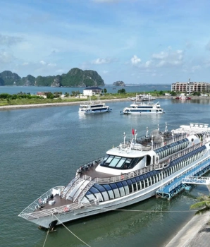 Croisière d’exception Ha Long – Lan Ha – Cat Ba 4 jours : Entre baies émeraude et jungle tropicale