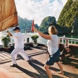 Croisière d’exception Ha Long – Lan Ha – Cat Ba 4 jours : Entre baies émeraude et jungle tropicale